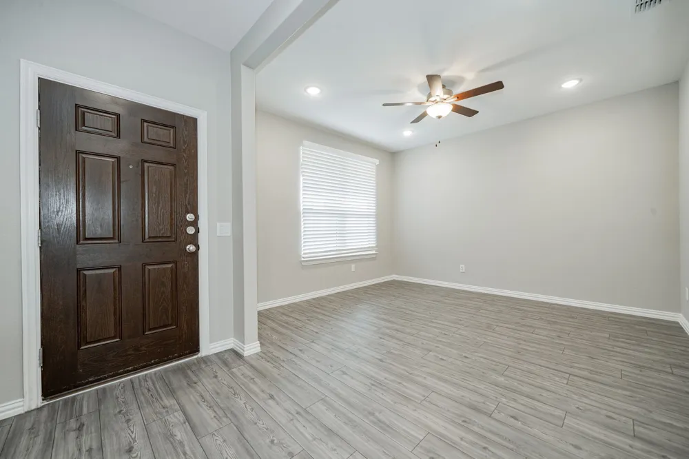 427 Holt Lane Fate, TX 75087