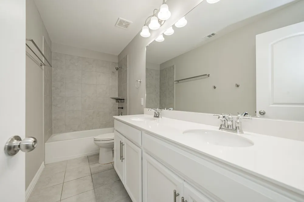 427 Holt Lane Fate, TX 75087