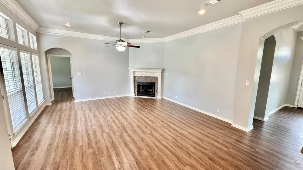 2106 Renaissance Drive Denison, TX 75020
