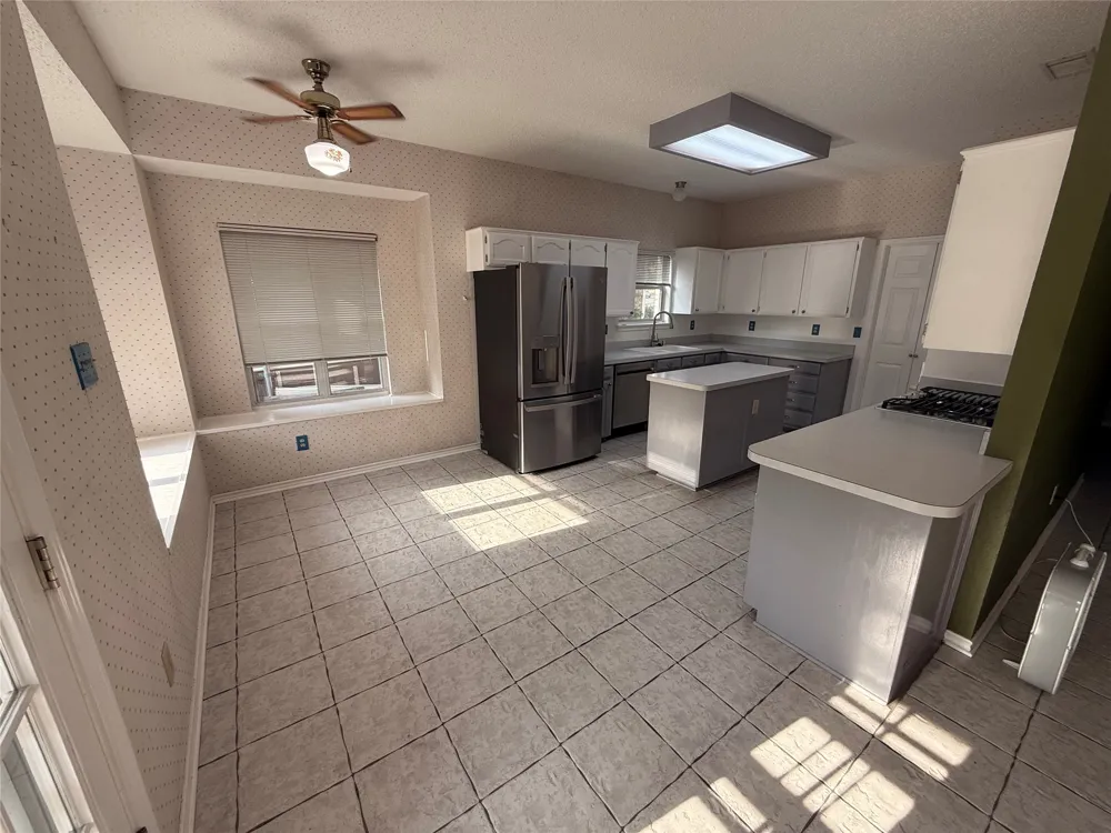 2332 Boardwalk Drive Mesquite, TX 75181