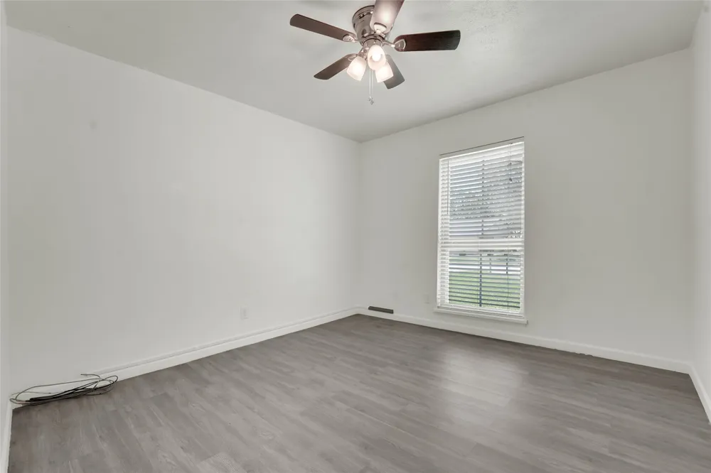 225 Rockcrest Drive Mesquite, TX 75150