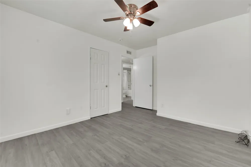 225 Rockcrest Drive Mesquite, TX 75150