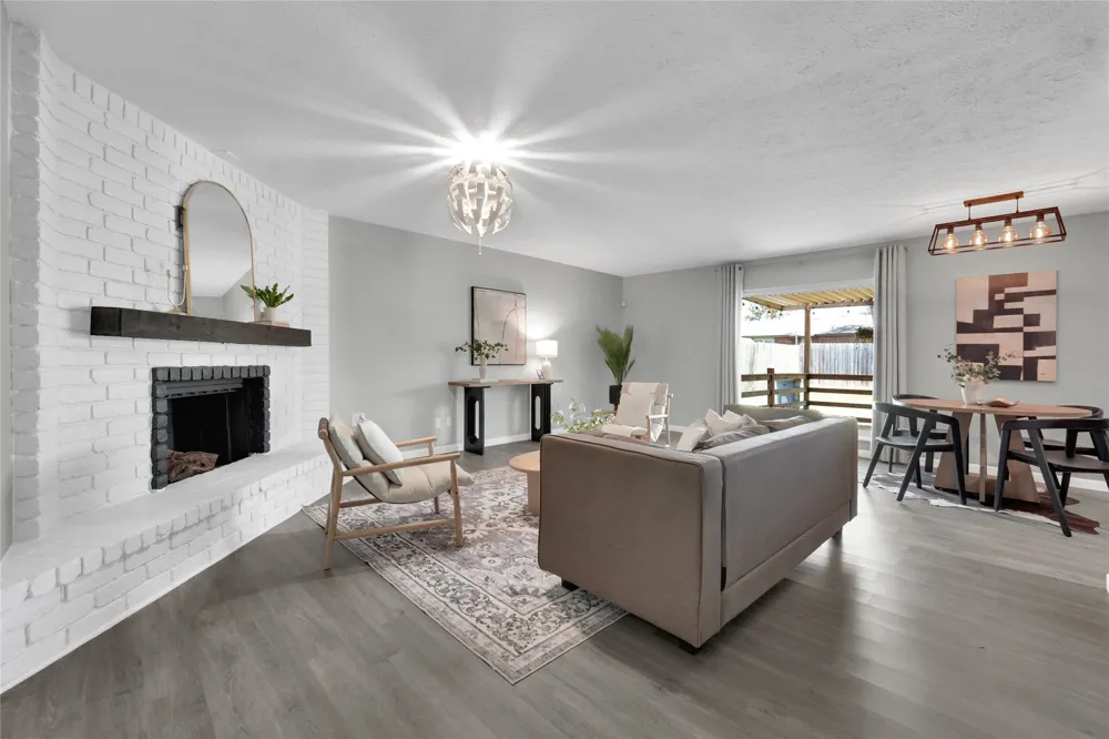 225 Rockcrest Drive Mesquite, TX 75150