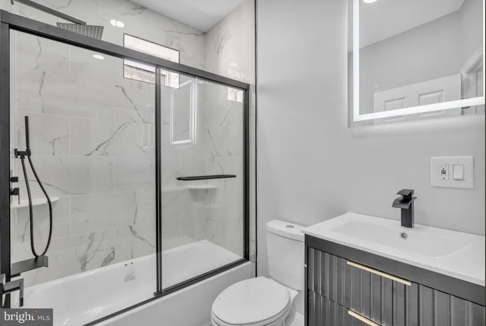 119 S REDFIELD STREET Philadelphia, PA 19139
