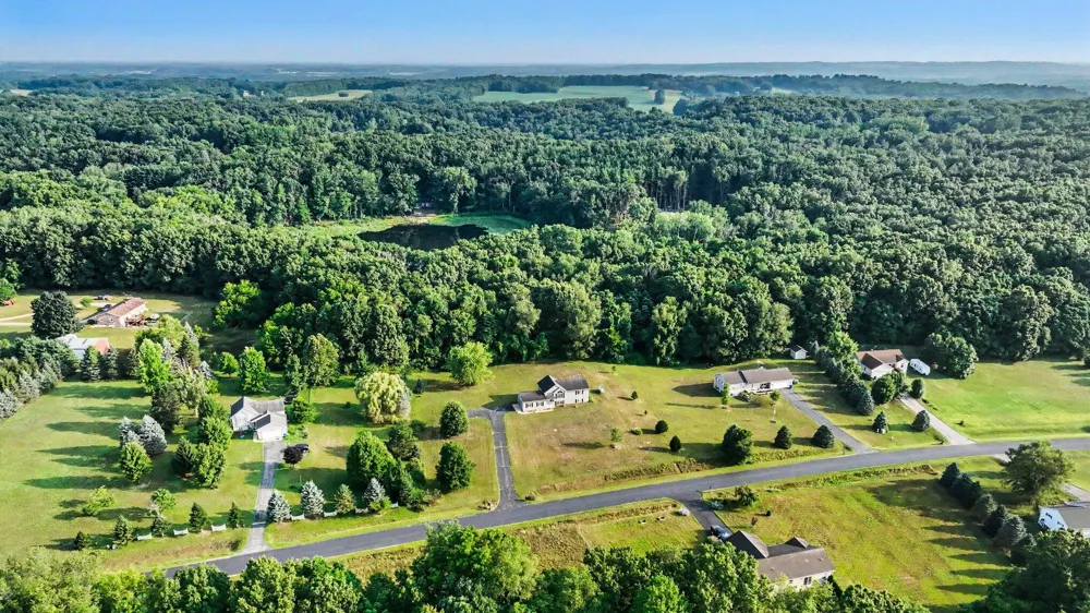 25740 Chaty Lane Gobles, MI 49055