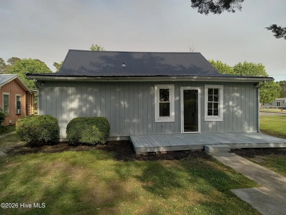 518 S Brown Street Chadbourn, NC 28431