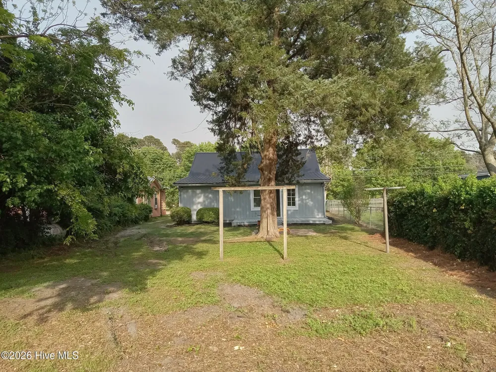 518 S Brown Street Chadbourn, NC 28431