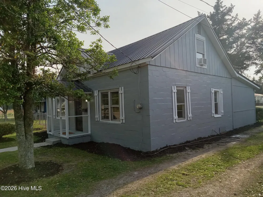 518 S Brown Street Chadbourn, NC 28431