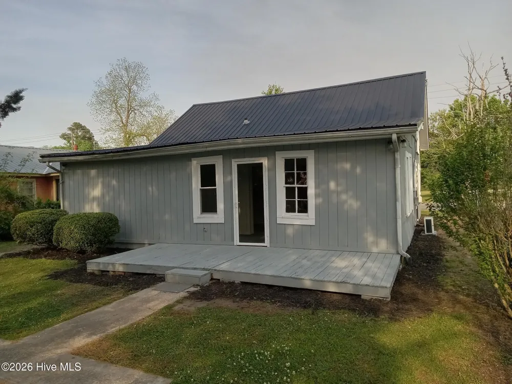 518 S Brown Street Chadbourn, NC 28431