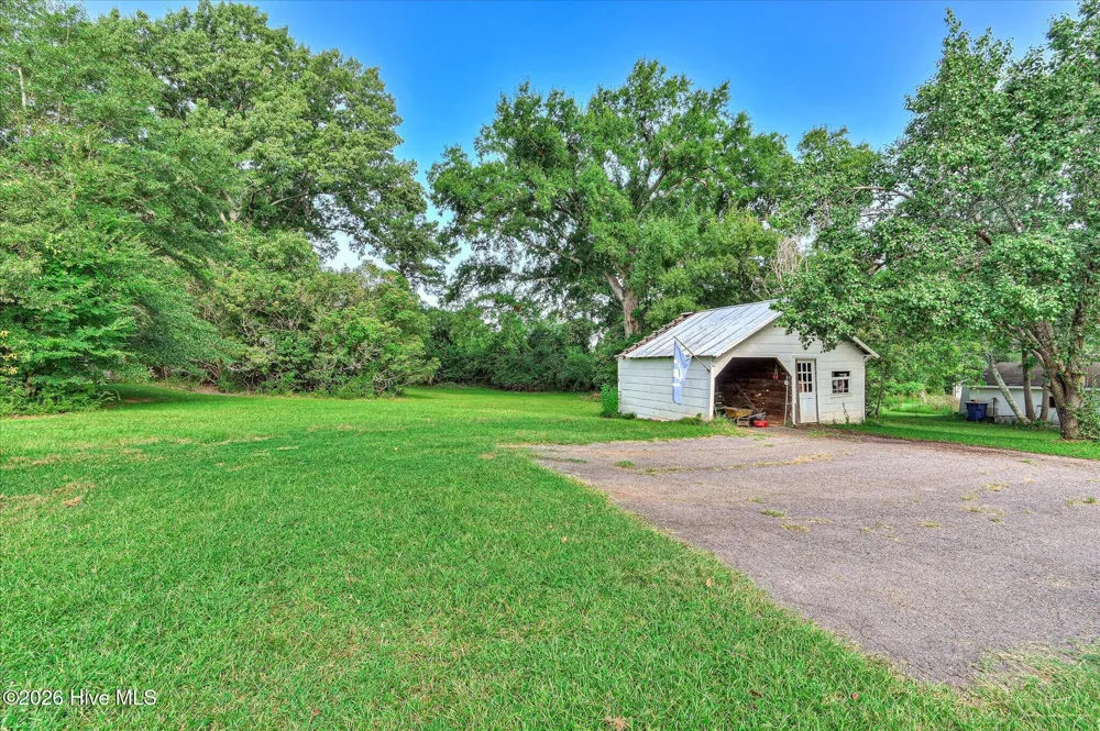 208 West Terrace Street Edgefield, SC 29824