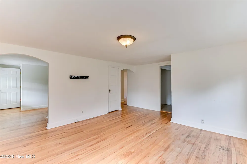 208 West Terrace Street Edgefield, SC 29824