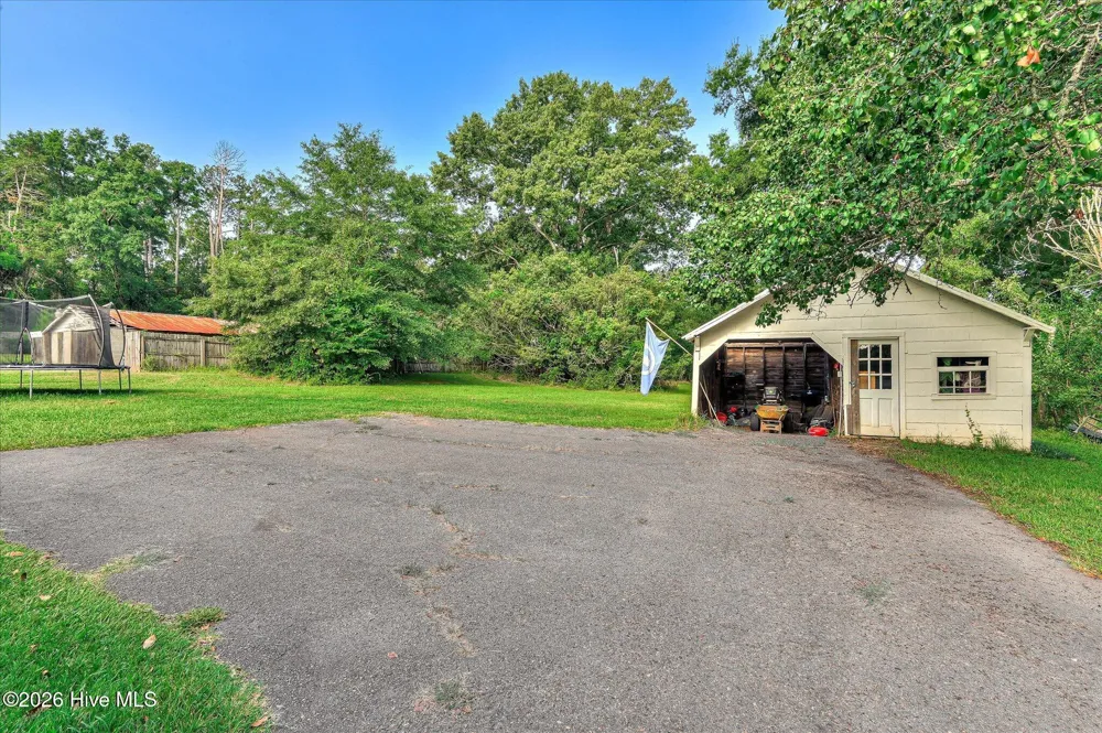 208 West Terrace Street Edgefield, SC 29824
