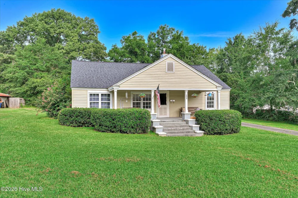 208 West Terrace Street Edgefield, SC 29824