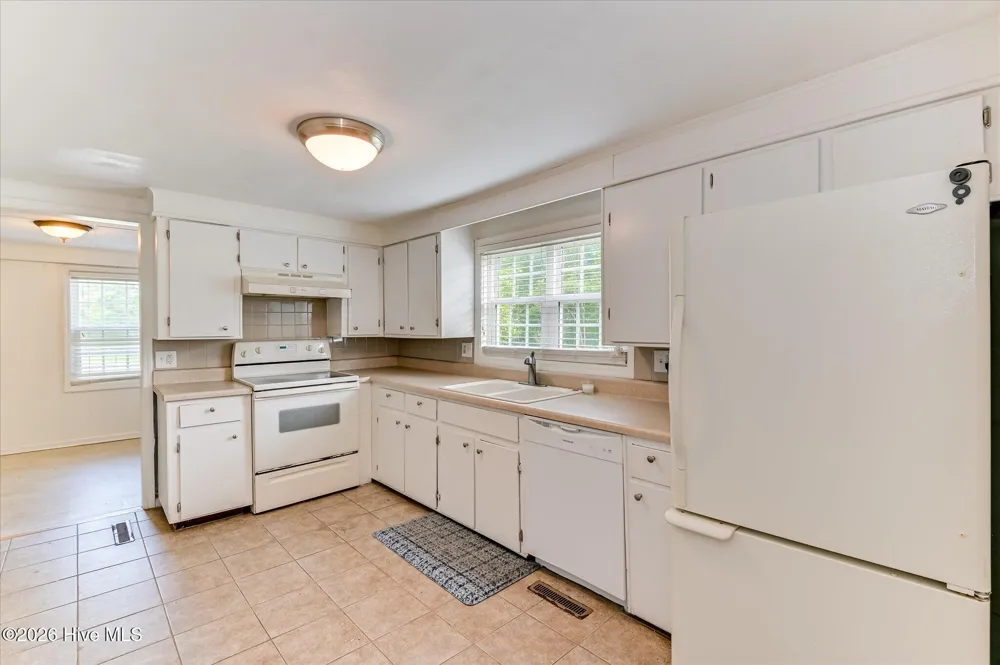 208 West Terrace Street Edgefield, SC 29824