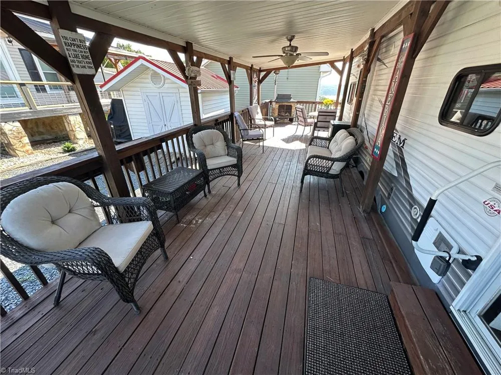 331 Mount View Lane New London, NC 28127