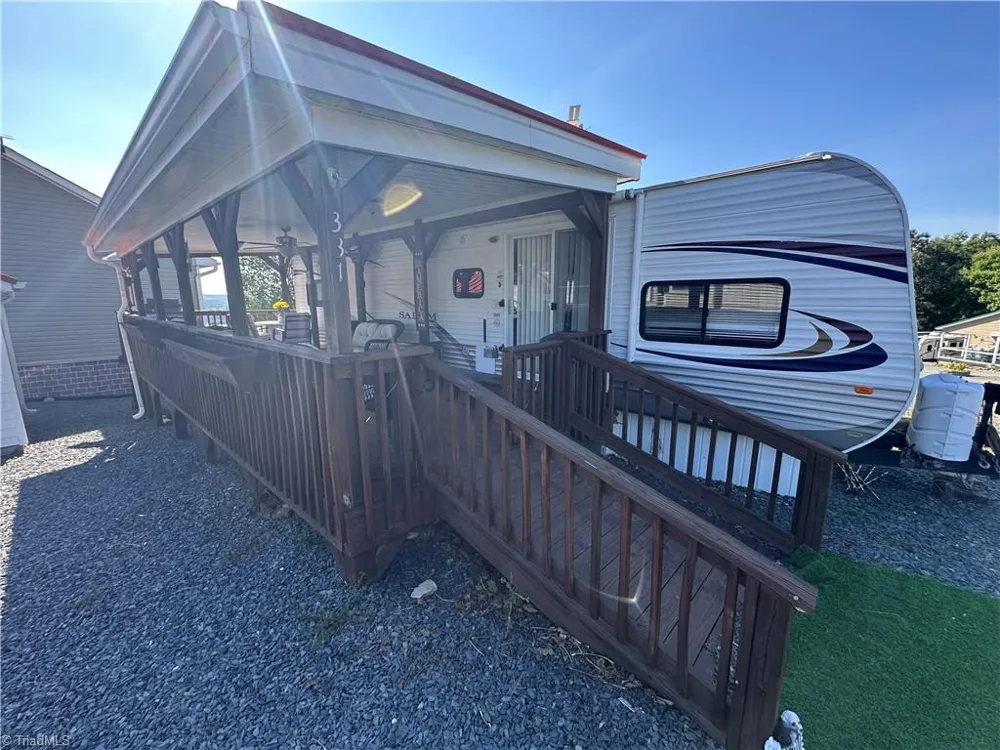 331 Mount View Lane New London, NC 28127