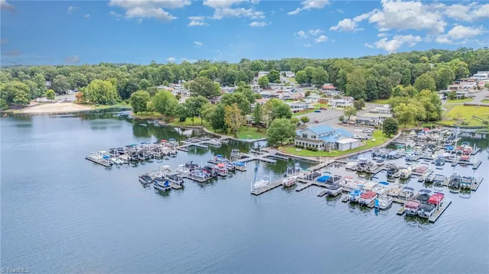 331 Mount View Lane New London, NC 28127