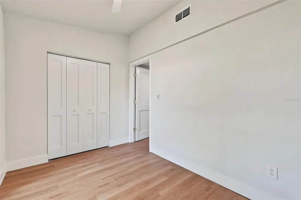 8713 EDISON AVENUE Tampa, FL 33604