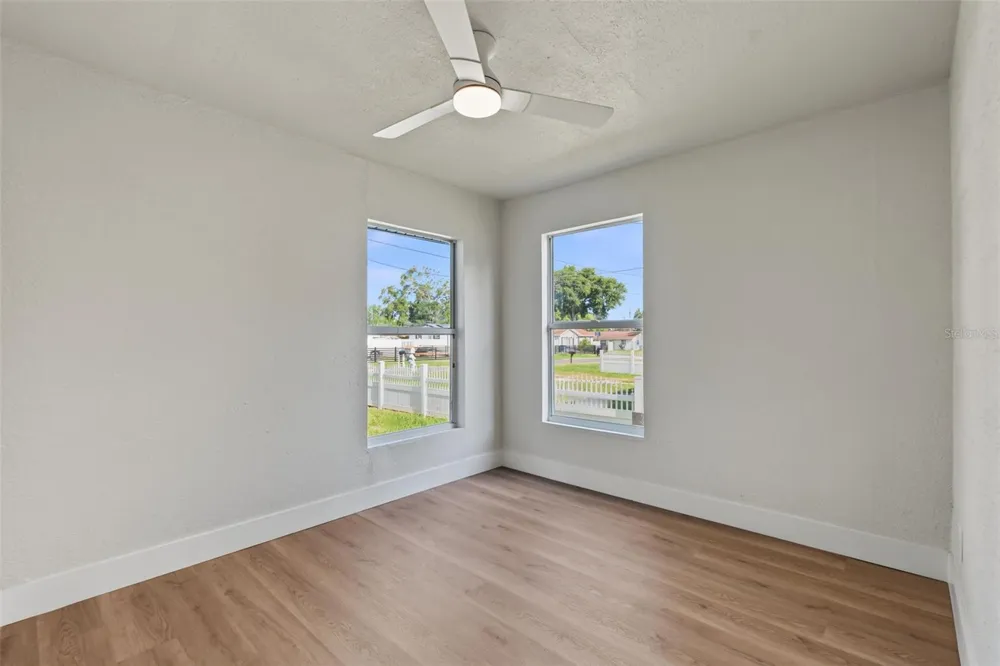8713 EDISON AVENUE Tampa, FL 33604