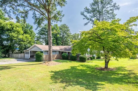 1 Westlyn Drive