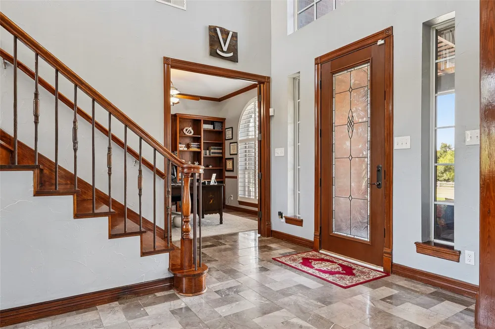 2380 W Sherman Drive Aubrey, TX 76227