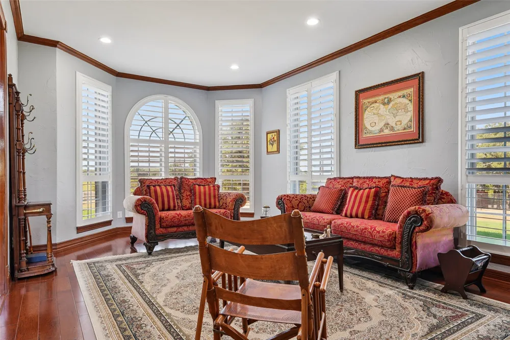 2380 W Sherman Drive Aubrey, TX 76227