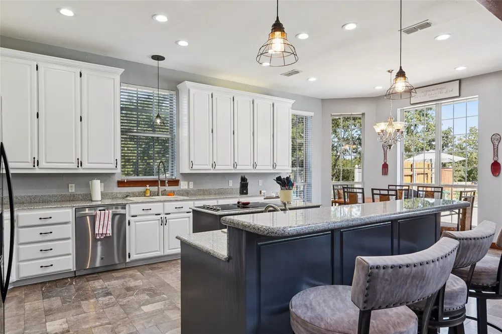 2380 W Sherman Drive Aubrey, TX 76227