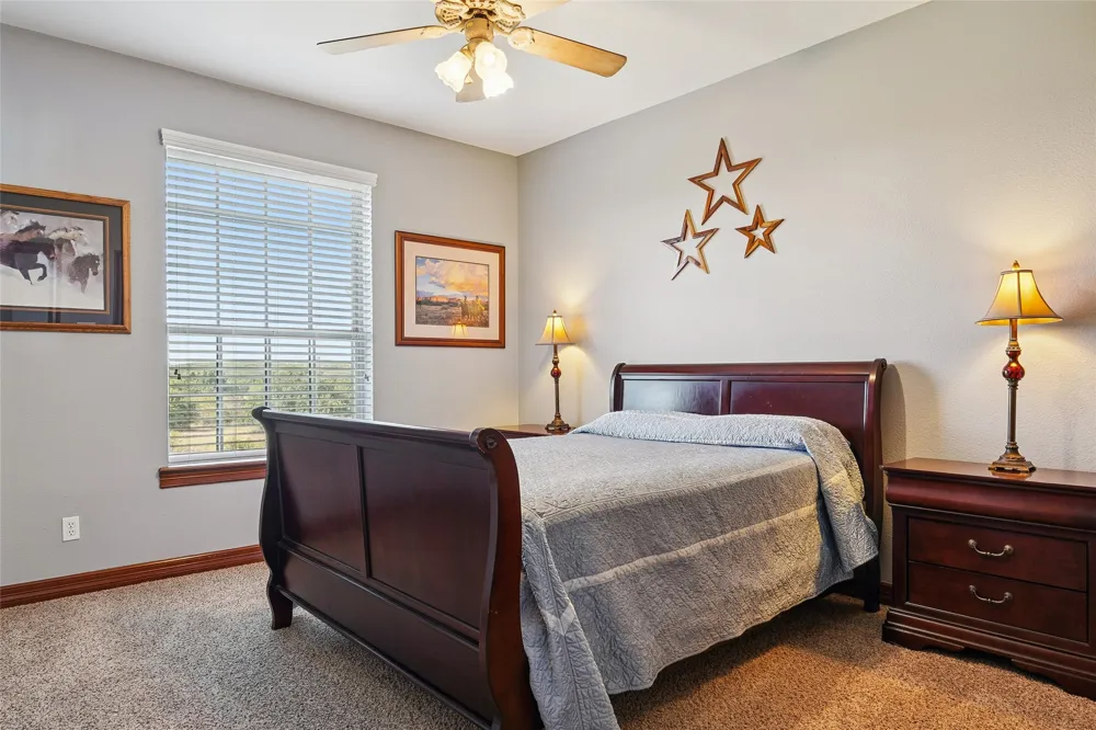 2380 W Sherman Drive Aubrey, TX 76227