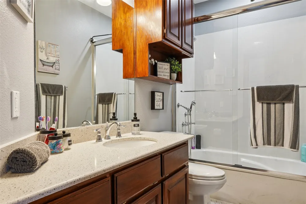 2380 W Sherman Drive Aubrey, TX 76227