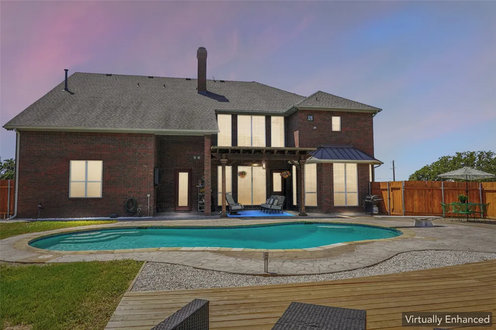 2380 W Sherman Drive Aubrey, TX 76227