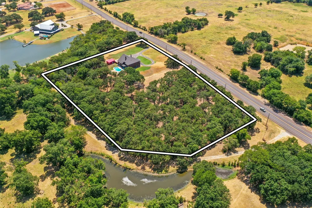 2380 W Sherman Drive Aubrey, TX 76227