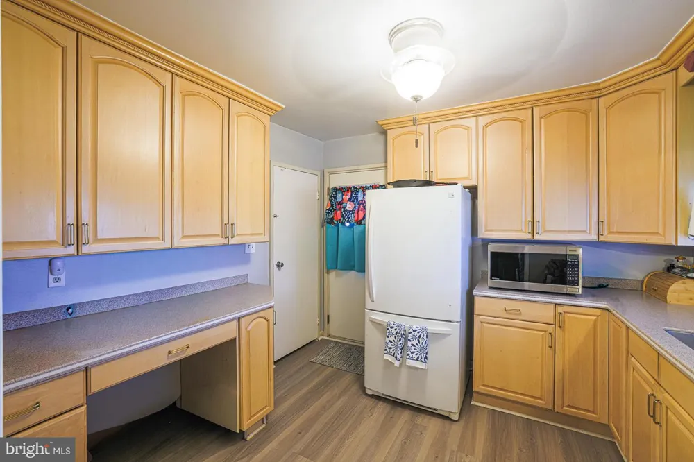 8200 HARRIS AVENUE Baltimore, MD 21234