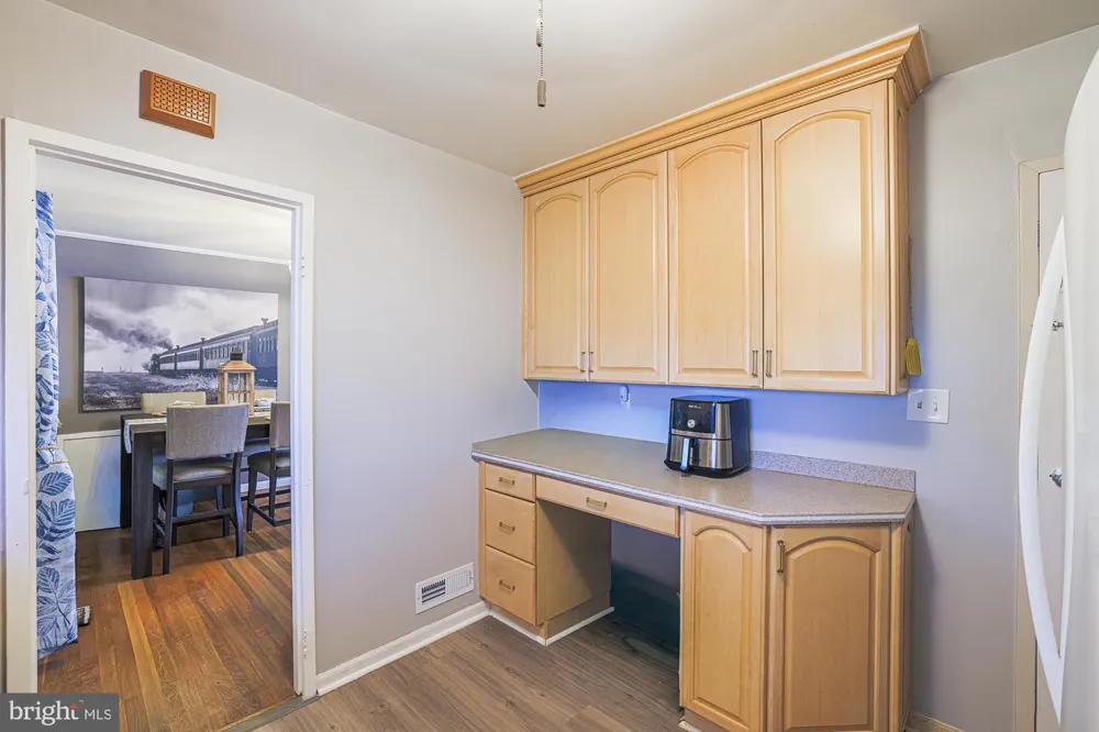 8200 HARRIS AVENUE Baltimore, MD 21234