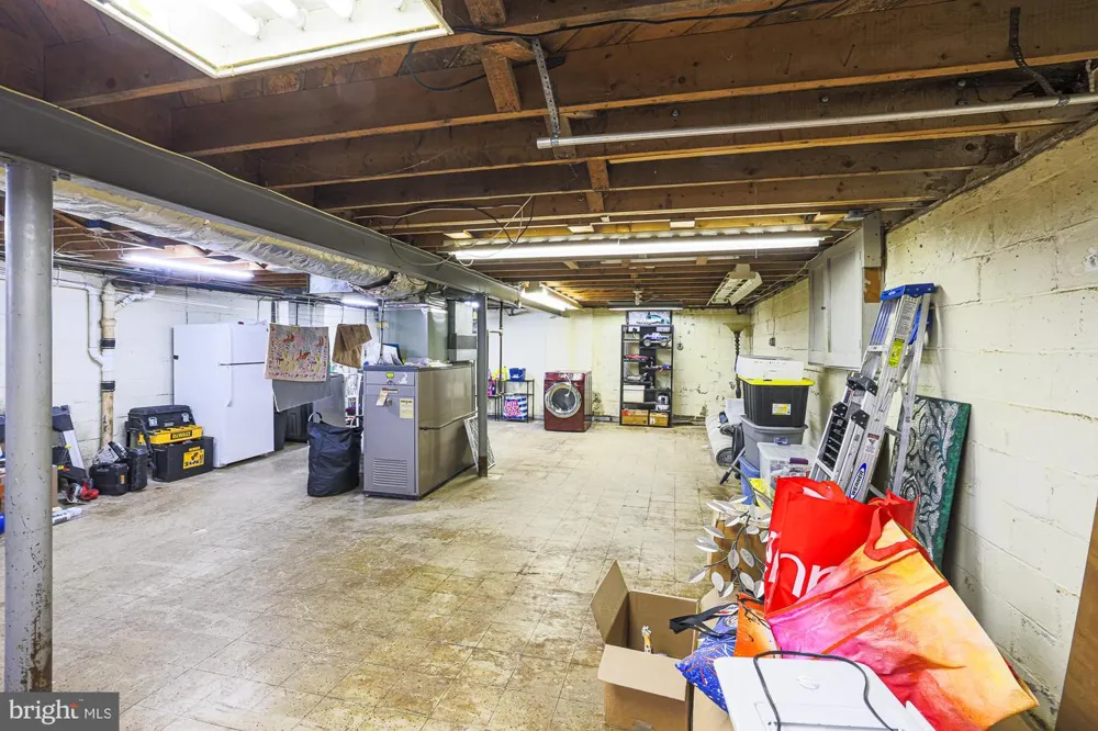 8200 HARRIS AVENUE Baltimore, MD 21234