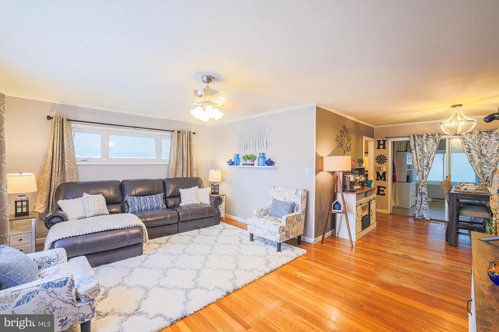 8200 HARRIS AVENUE Baltimore, MD 21234