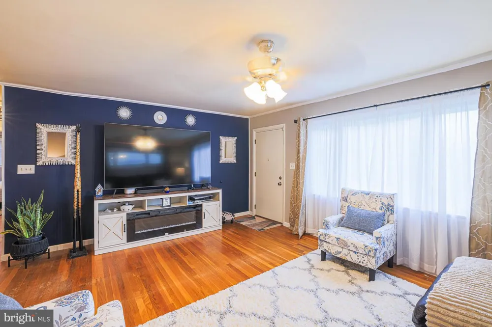 8200 HARRIS AVENUE Baltimore, MD 21234
