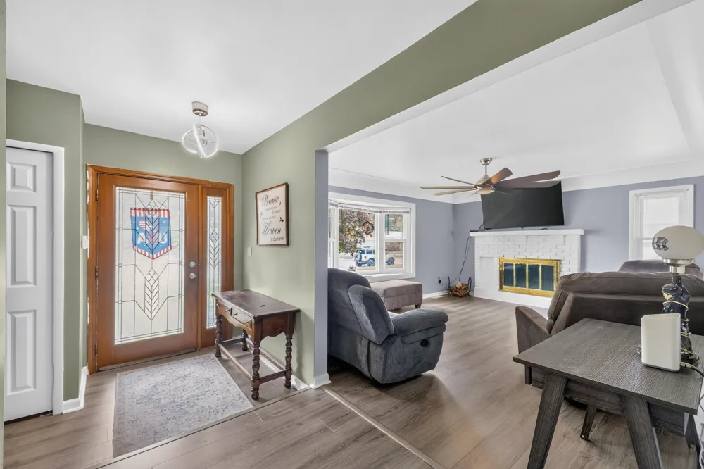 16657 Kennebec Street Southgate, MI 48195