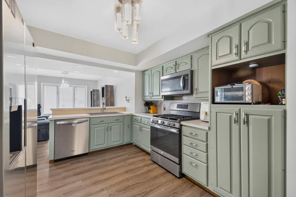 16657 Kennebec Street Southgate, MI 48195