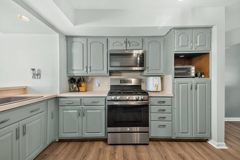 16657 Kennebec Street Southgate, MI 48195