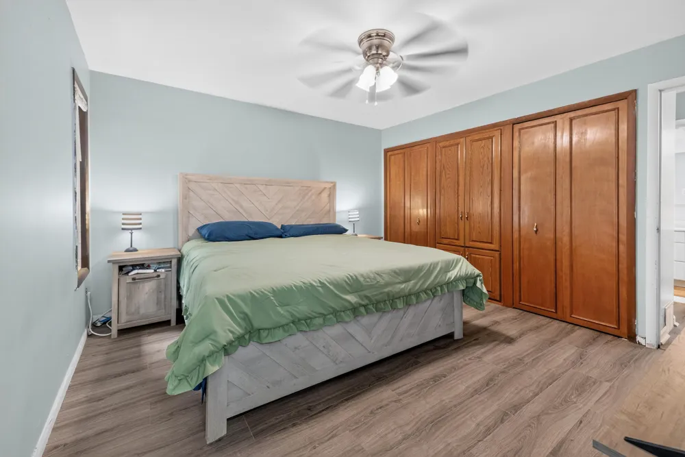 16657 Kennebec Street Southgate, MI 48195