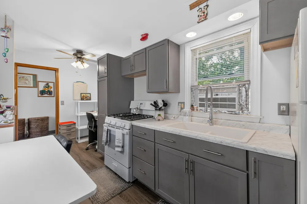 16657 Kennebec Street Southgate, MI 48195