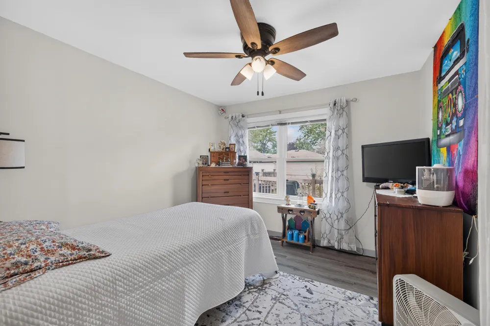 16657 Kennebec Street Southgate, MI 48195