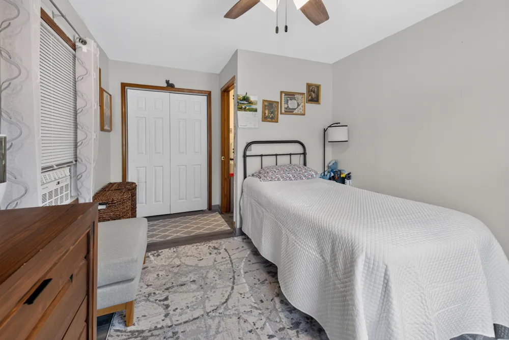 16657 Kennebec Street Southgate, MI 48195