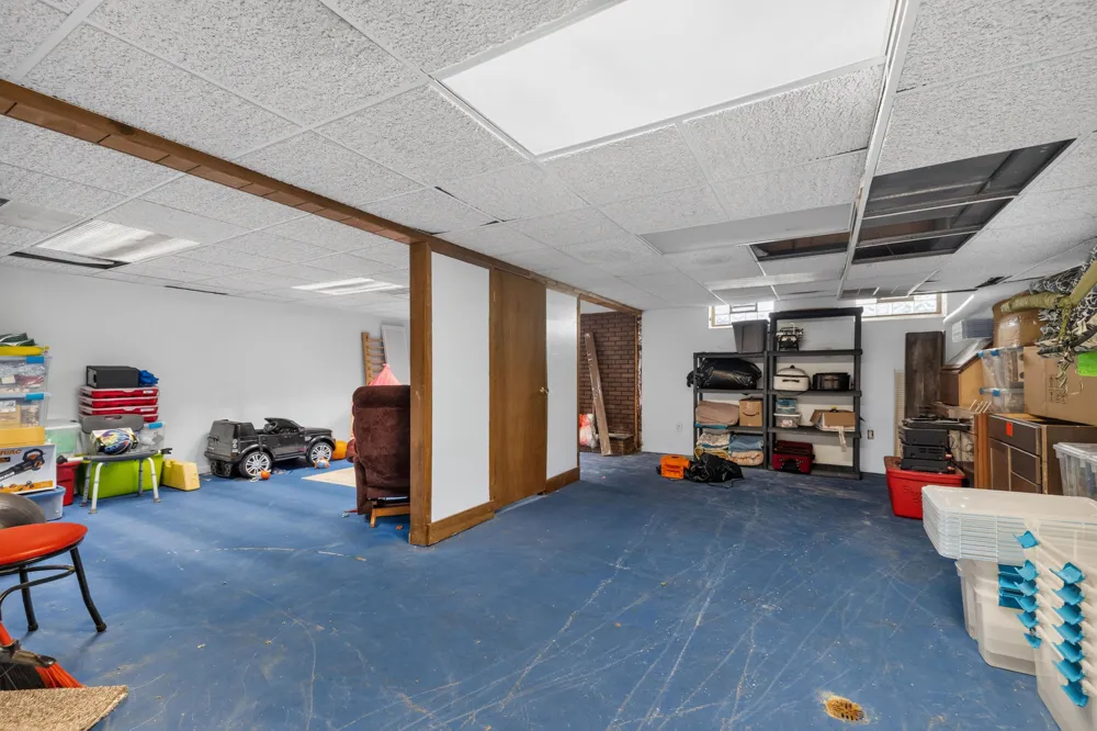 16657 Kennebec Street Southgate, MI 48195