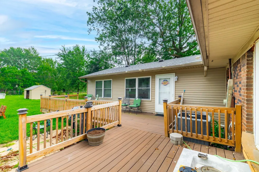 16657 Kennebec Street Southgate, MI 48195