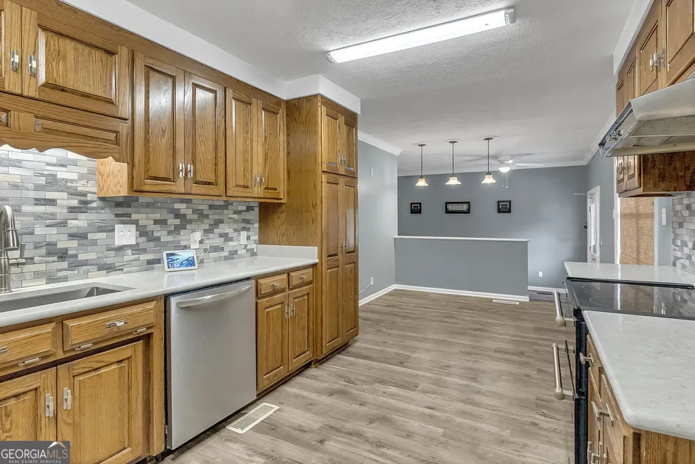 1296 McQuaig ST NW Cairo, GA 39828