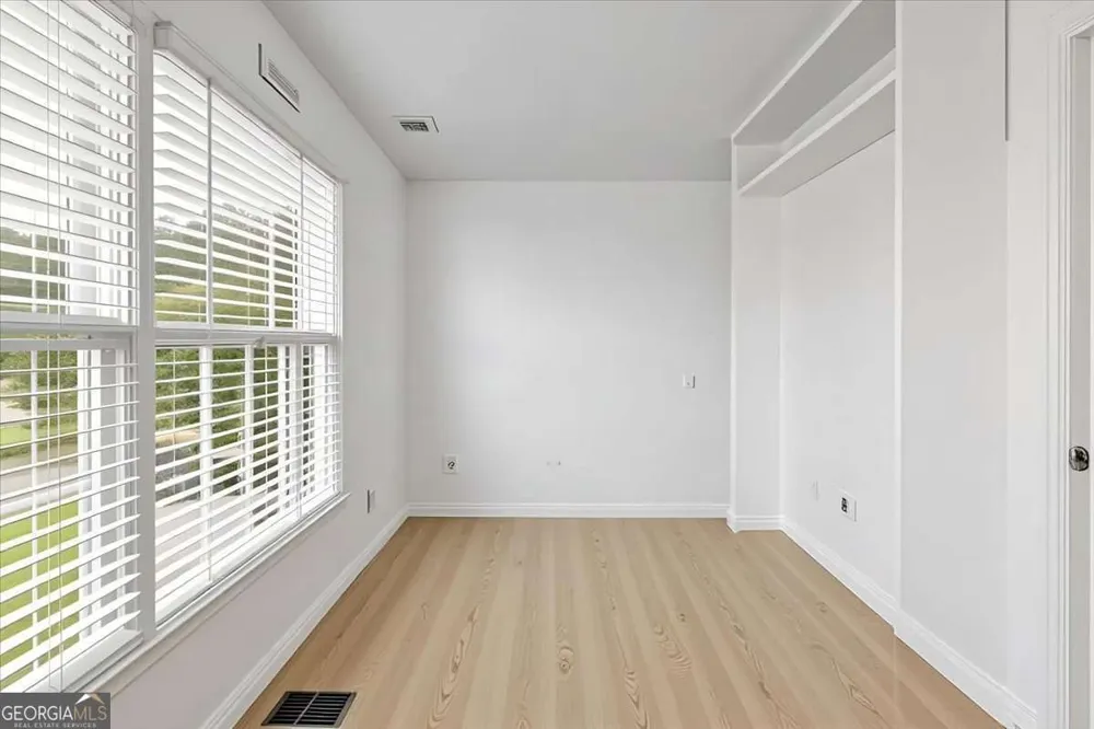 604 Arbor RDG Loganville, GA 30052