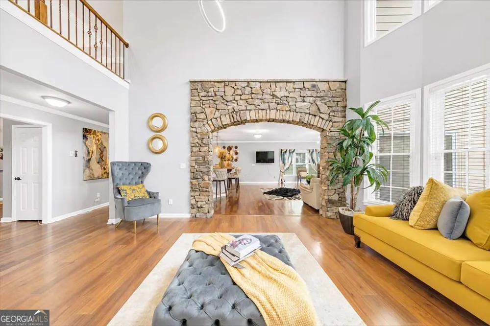 604 Arbor RDG Loganville, GA 30052