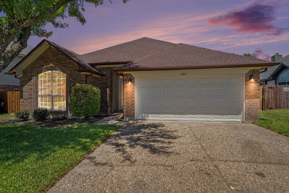 6017 Hilltop Drive Watauga, TX 76148