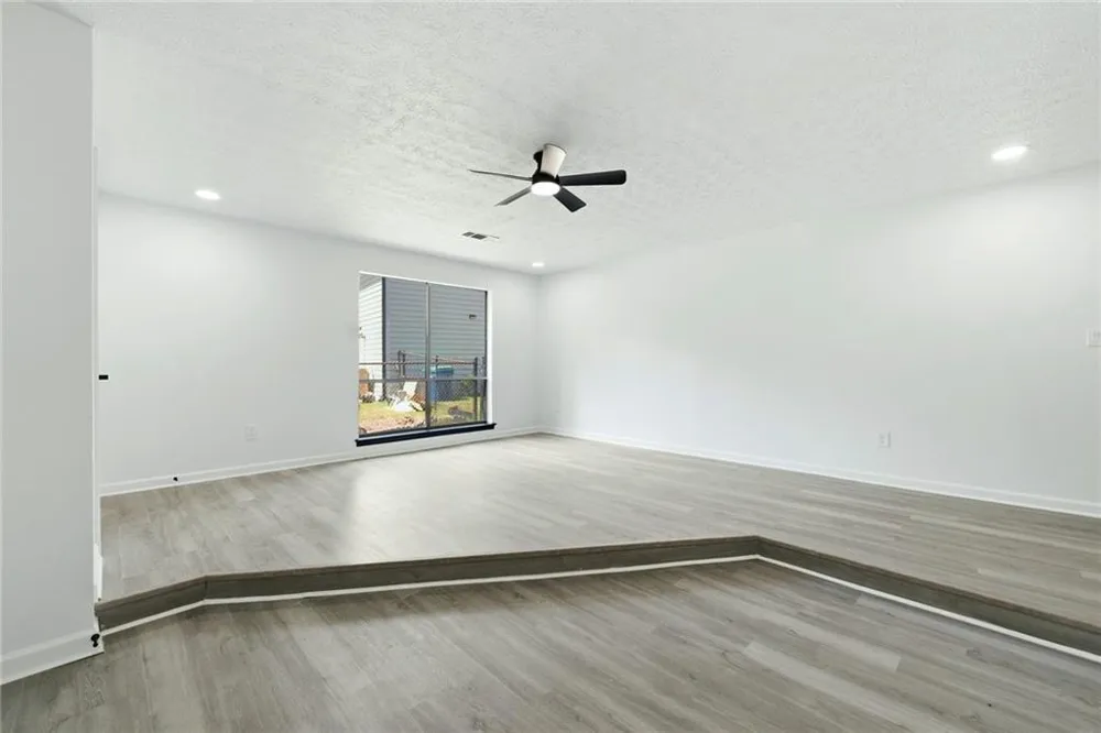 6350 Beethoven Circle Riverdale, GA 30296